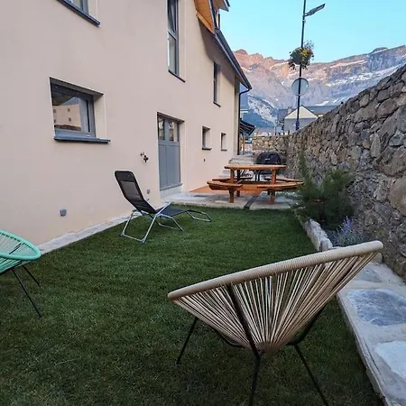 Le Cerbillona- Gavarnie, France *