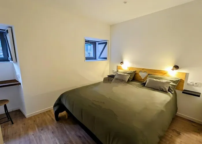 Le Cerbillona- Gavarnie, France * Gavarnie